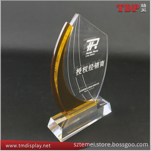 factory wholesale Customized Acrylic Clear Award for Souvenir PMMA Transparent Trophy